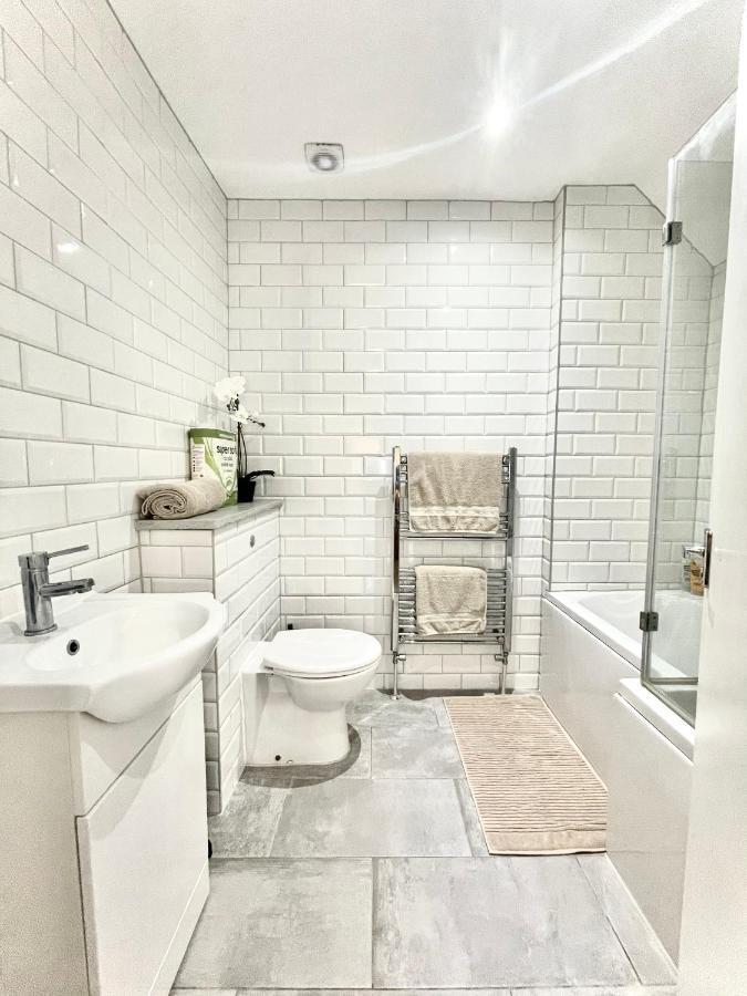 Fidelity Stays Ocean Themed Luxury Apartment Brighton ภายนอก รูปภาพ